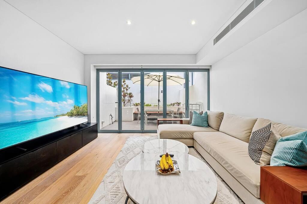 Holiday home Triplex Design Luxury Townhouse In Rosebery *
